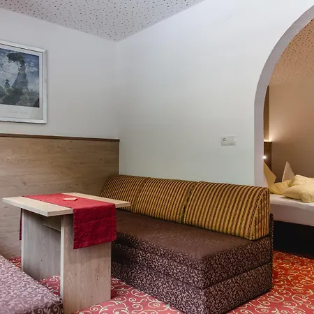 瑟尔登维多利亚酒店