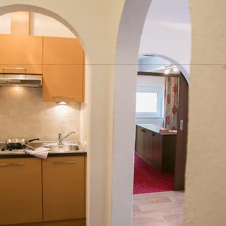 Viktoria 3* זולדן